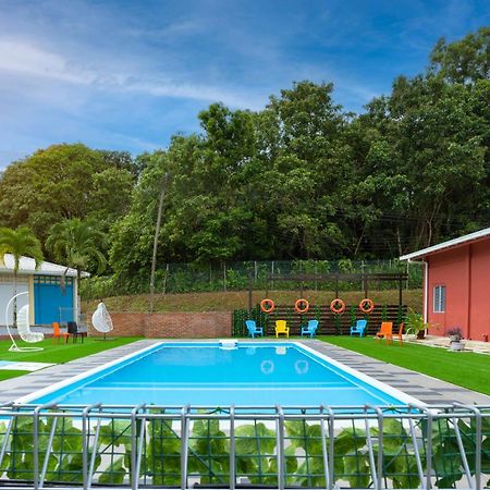 Putra Sentosa Retreat Camp, Sematan Hotel Luaran gambar