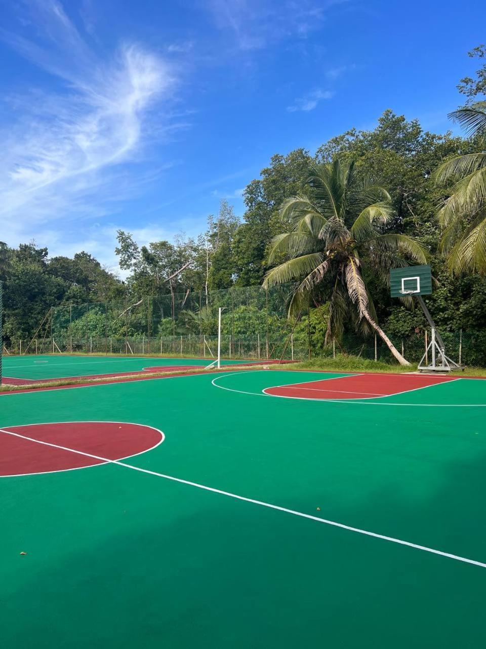 Putra Sentosa Retreat Camp, Sematan Hotel Luaran gambar