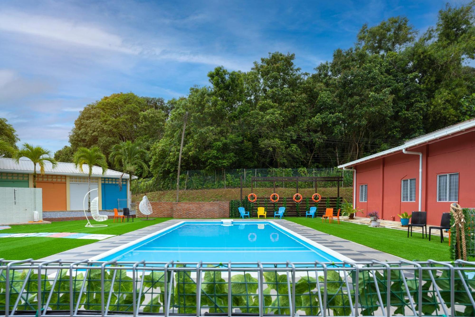 Putra Sentosa Retreat Camp, Sematan Hotel Luaran gambar